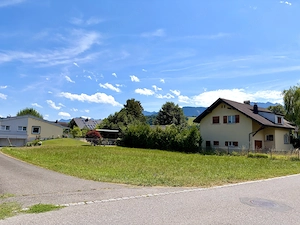 Einmalige Gelegenheit!! Wunderschönes Baugrundstück in Feldkirch-Nofels zu verkaufen!! Bild 2