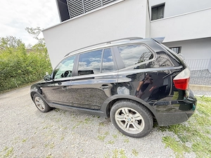 BMW X3, 2, Od E83 schwarz  Bild 3