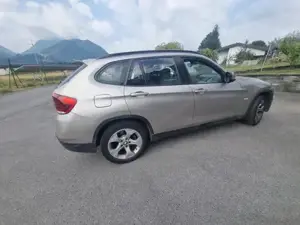 Verkaufe  Auto  Typ  BMW X1    Allrad  wenig ca 150 000Km   Bild 1