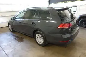 VW Golf Bild 18
