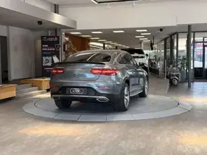 Mercedes-Benz C 220 Bild 8