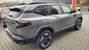 Dacia Bigster Extreme Hybrid 155*LED*NAVI*SHZ*360*PANO 115 kW... Bild 4