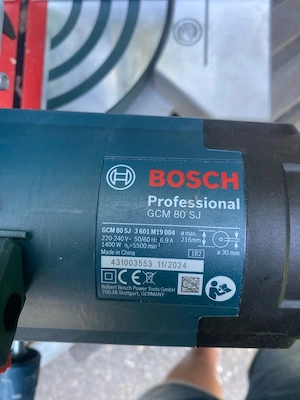 Verkaufe Profi Bosch Kapp und Gehrungsfräse in neuwertigen Zustand Bild 5