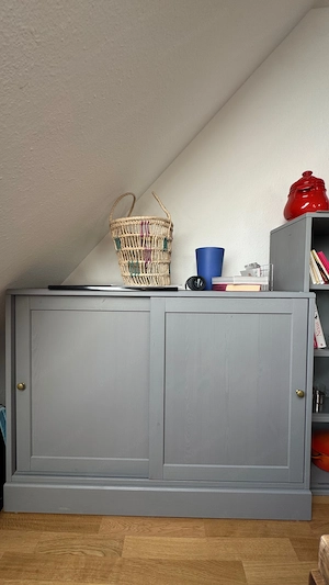 Modulares Schrankset in Grau mit Glasschiebetüren Bild 2