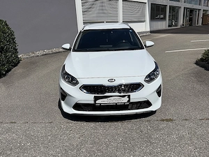 Kia Ceed SW 1,0 T-GDI gpf isg Silber 2020 Top! Bild 2