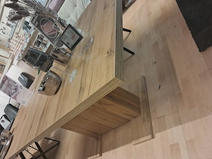 Schöner Esszimmertisch Bild 2