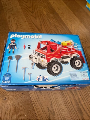 Playmobil Feuerwehrauto Bild 3