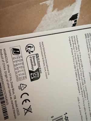 Apple IPhone 17 Pro 1TB Blau Bild 2