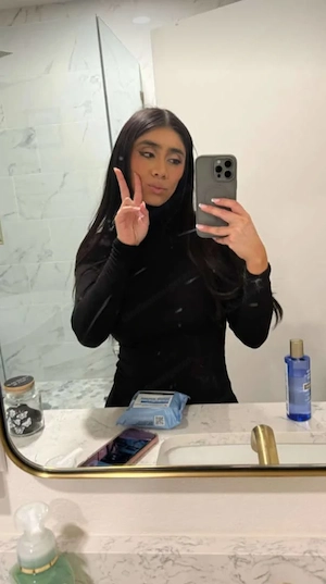 New escorte girl professional available now  Bild 3