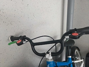 Woom 2 Kinderfahrrad 14 Zoll blau Weiß  Bild 2