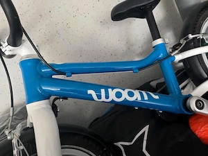 Woom 2 Kinderfahrrad 14 Zoll blau Weiß  Bild 3
