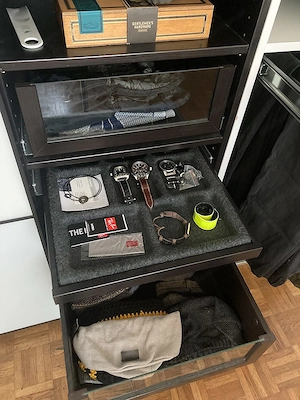 Pax Kleiderschank mit viel Stauraum günstig zu verkaufen Bild 4