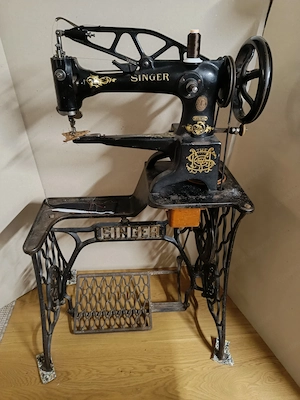 Sattlernähmaschine
