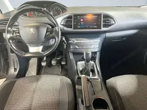 Peugeot 308 Bild 8