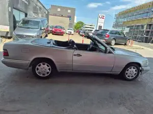 Mercedes-Benz CE 300 Bild 11