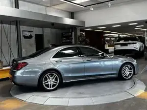 Mercedes-Benz S 400 Bild 10