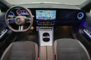 Mercedes-Benz CLA 350 4MATIC mit EQ Technologie WPumpe LED Bild 7