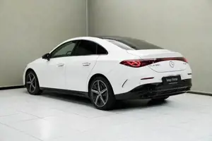 Mercedes-Benz CLA 350 4MATIC mit EQ Technologie WPumpe LED Bild 10
