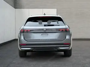 VW Passat Variant Elegance DSG+PANO+NAVI+MATRIX+360 KAM+MASSAGE+A... Bild 4