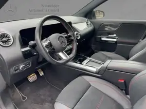 Mercedes-Benz GLA 200 Bild 14