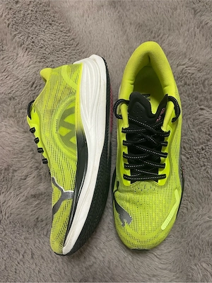 Puma Laufschuhe Bild 4