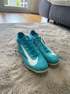 Nike Fussballschuhe Bild 3