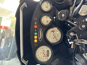 Triumph Tiger T709 , Bj 04 2000 Km 400000  Bild 4