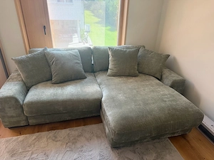 Ecksofa aus Cord Olive *Neuwertig* Bild 2
