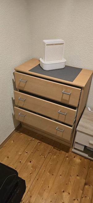 Kommode Schlafzimmer Bild 2