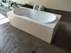 Whirlpool Wanne Bild 3