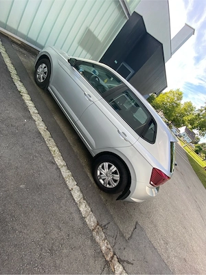 Volkswagen Polo 1.0 Bild 4
