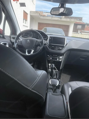 peugeot 2008 Bild 4