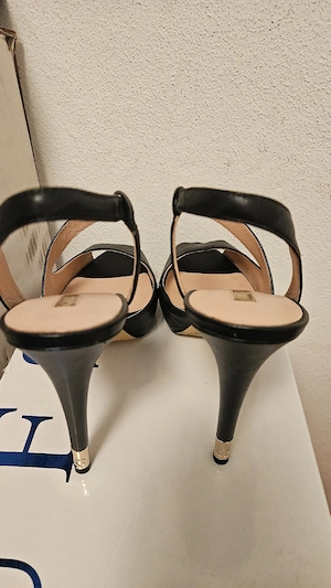 Damenschuhe mit Absatz Bild 3