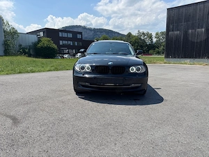 Bmw E87 116i 2010 Bild 2