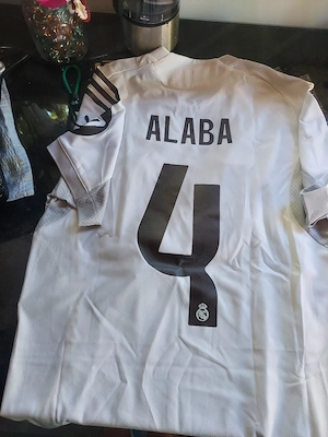 Real Madrid Shirt- Alaba 4 Bild 4