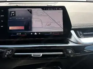 BMW X1 xDrive25e xLine // elektr. Anhängerkupplung // Sitzheizung // Driving Assistant Bild 8