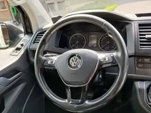 VW Multivan Bild 4