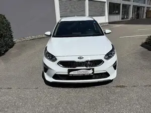 Kia Ceed SW 1,0 T-GDI gpf isg Silber 2020 Top! Bild 5