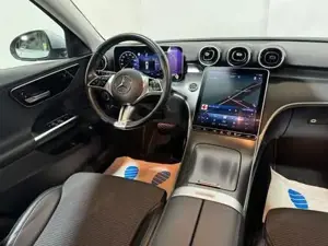 Mercedes-Benz C-Klasse Bild 8