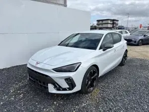 Cupra Leon 1.5 eTSI DSG NAVI INTELLIGENT DRIVE ACC SHZ KEY...