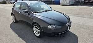 Alfa Romeo 147  1,6 Benzin. Bj:2010  Bild 5