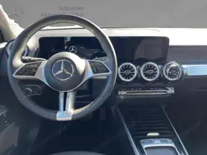 Mercedes-Benz GLB 200 Bild 6
