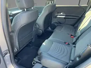 Mercedes-Benz GLB 200 Bild 8