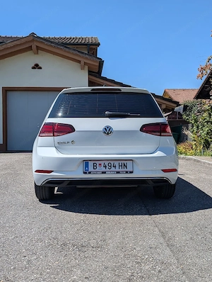 Golf 7 mit Topausstattung und sehr guter Zustand  Bild 2