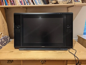 Wacom Cintiq 24HD (DTK-2400) Grafikmonitor   Sehr guter Zustand, inkl. Stift & Kabel Bild 4