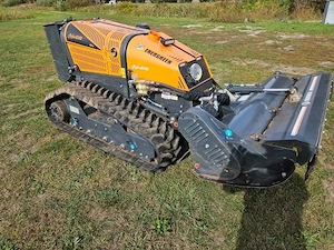 Energreen RoboEVO Raupenmulcher  Raupenmäher   Mulcher  Bild 3