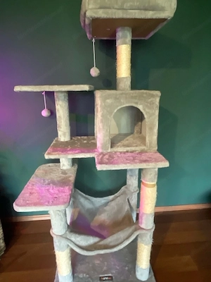 Katzenkratzbaum