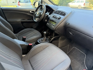 Seat Altea XL 2.0TDI Allrad TÜV NEU Bild 6