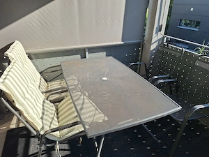 Tisch mit Stühlen für Balkon oder Garten Bild 4