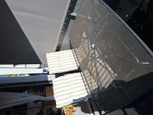 Tisch mit Stühlen für Balkon oder Garten Bild 5